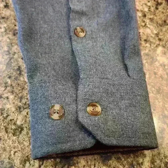 Men's Grey Flanel Long Sleeve Button-up Shirt Size Large - Picture 6 of 7